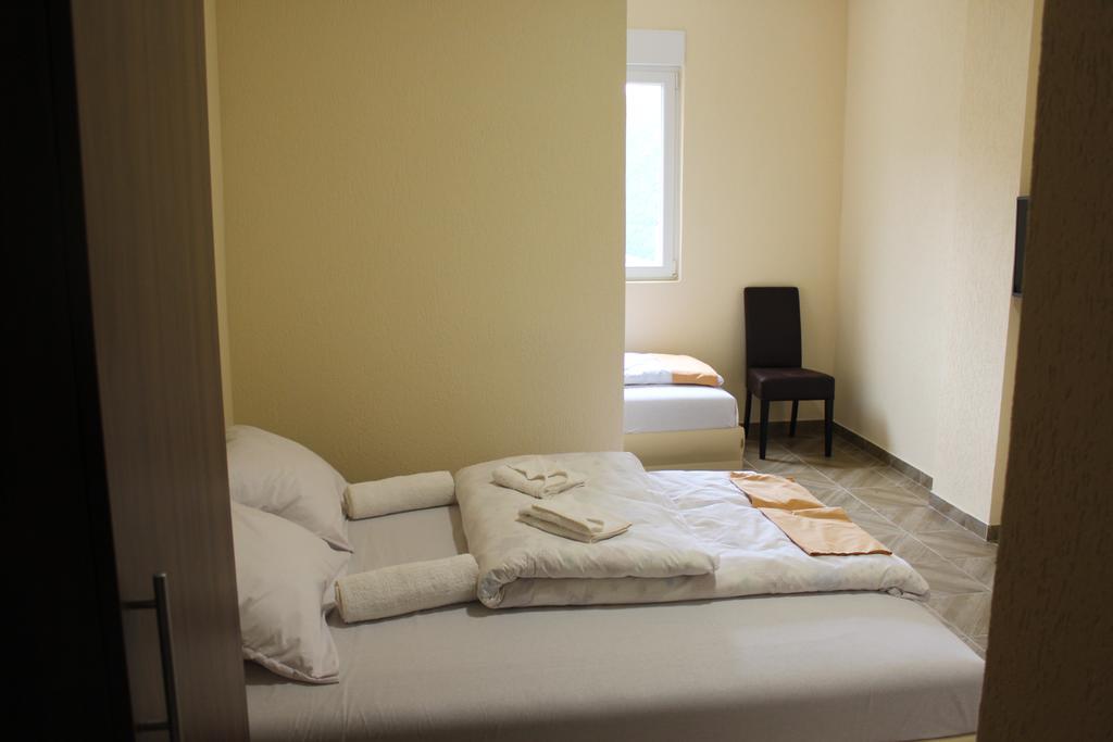Guesthouse Eko Piva ปลูชิเน ภายนอก รูปภาพ