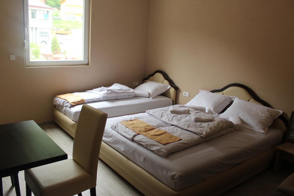 Guesthouse Eko Piva ปลูชิเน ภายนอก รูปภาพ
