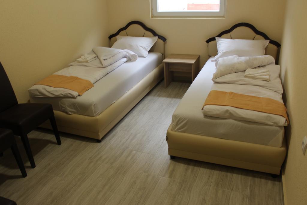 Guesthouse Eko Piva ปลูชิเน ภายนอก รูปภาพ
