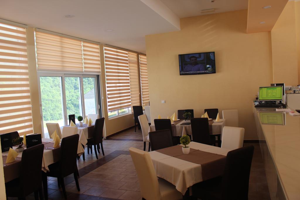 Guesthouse Eko Piva ปลูชิเน ภายนอก รูปภาพ